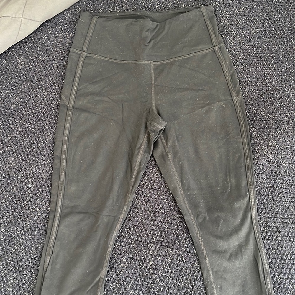 Athleta Capri Black Small